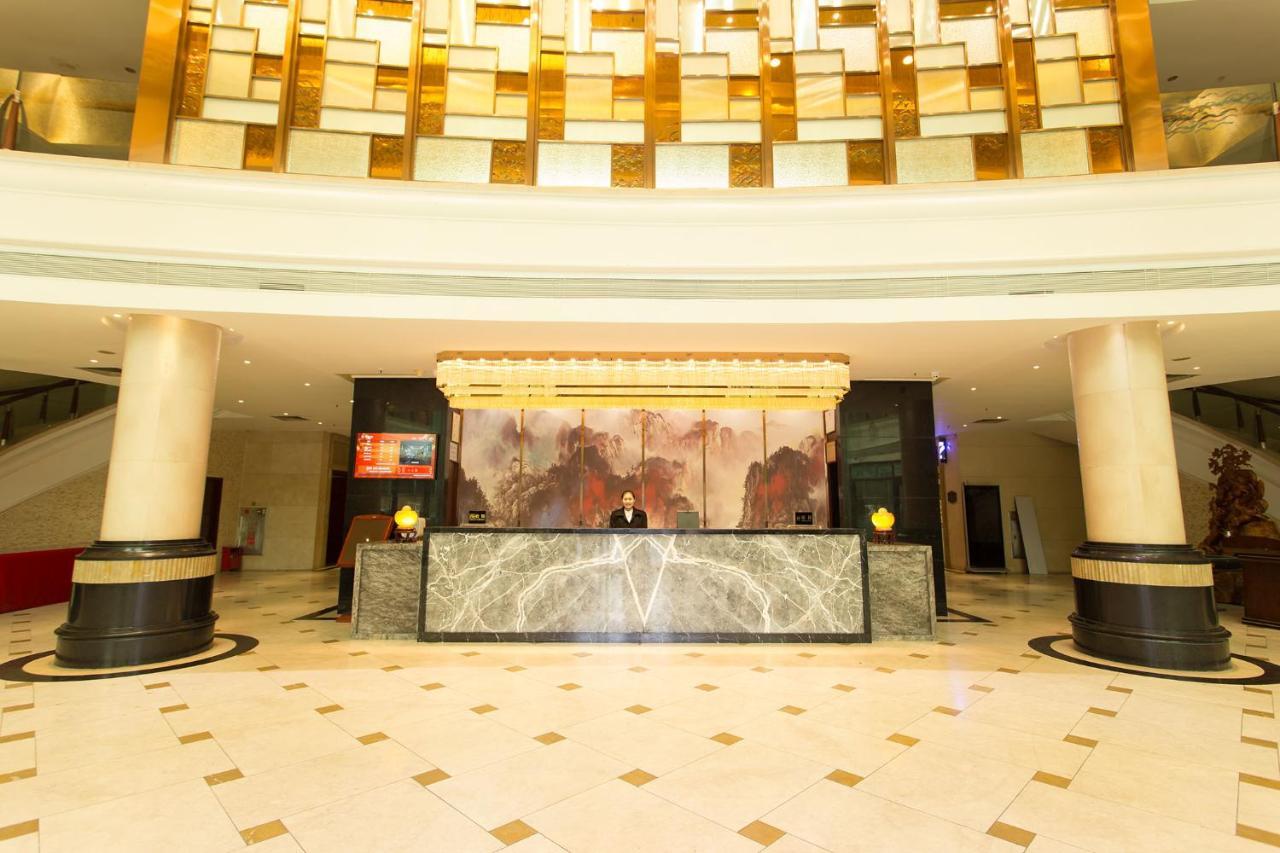 Guangzhou Nan Guo Hotel Экстерьер фото