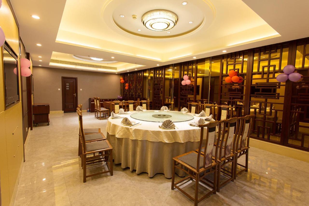 Guangzhou Nan Guo Hotel Экстерьер фото