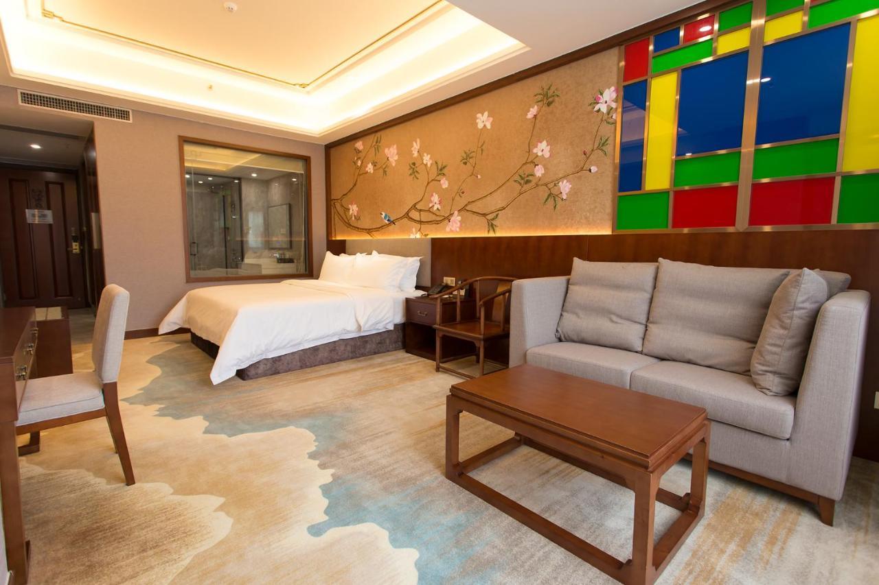 Guangzhou Nan Guo Hotel Экстерьер фото