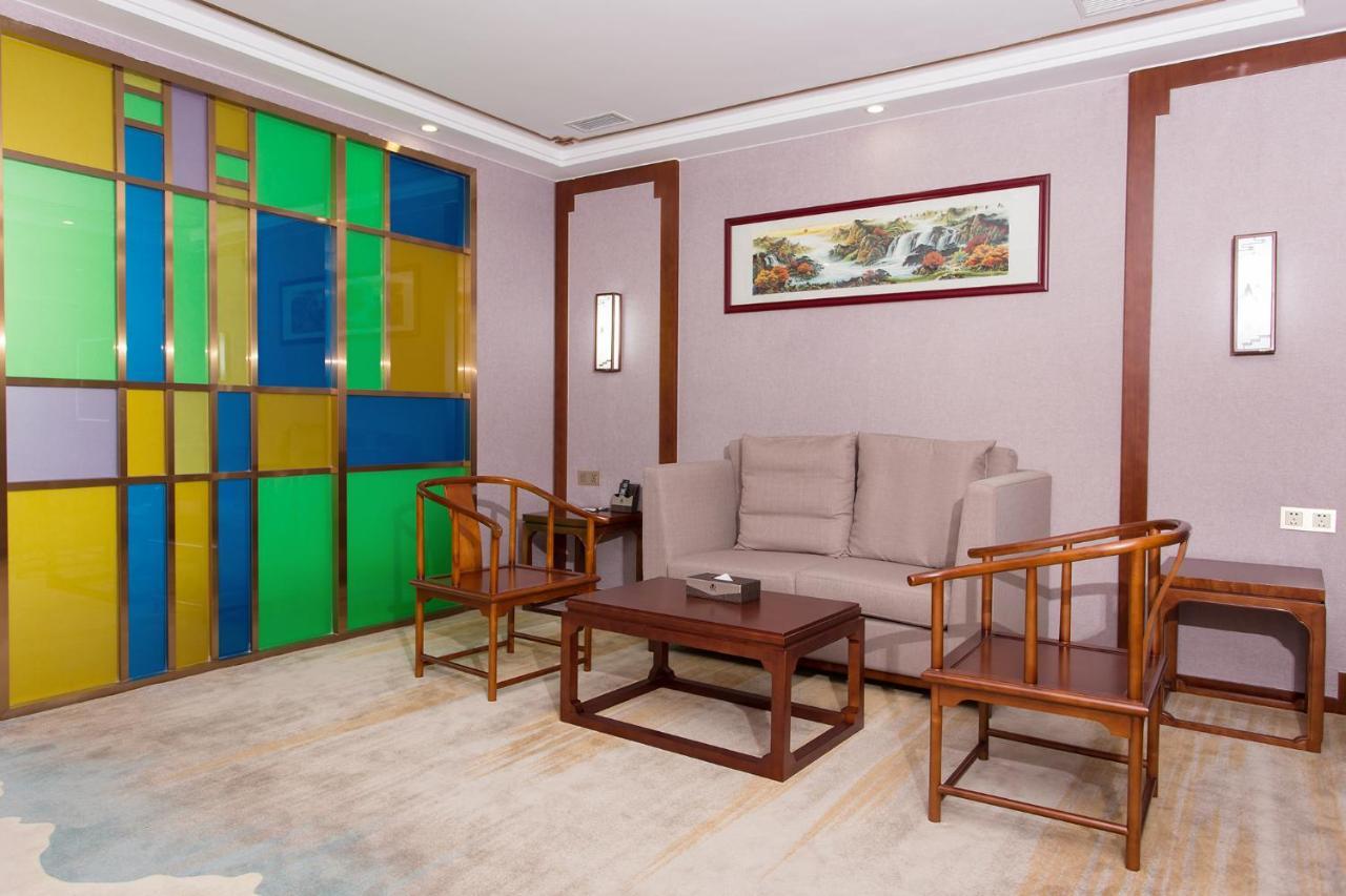 Guangzhou Nan Guo Hotel Экстерьер фото