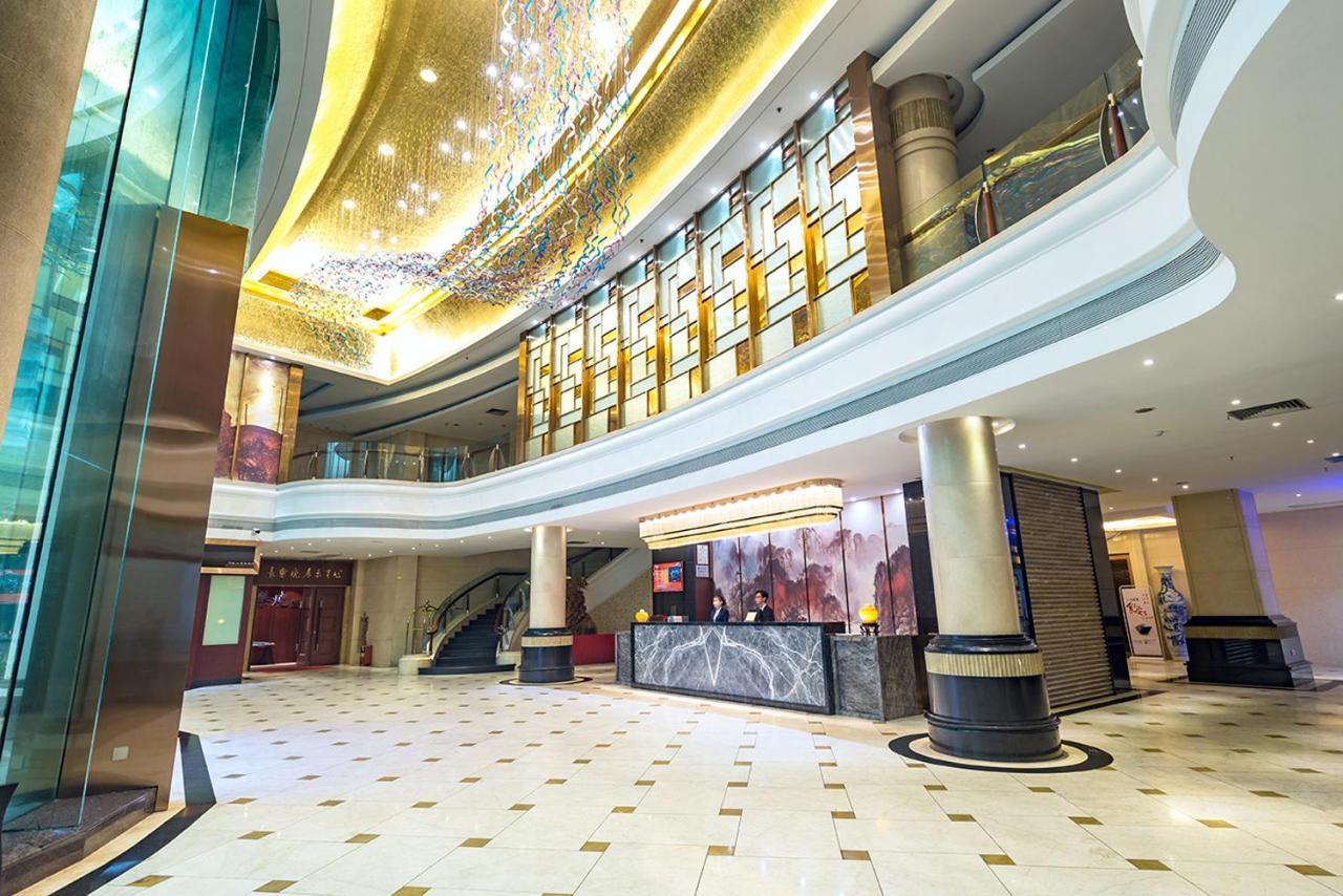 Guangzhou Nan Guo Hotel Экстерьер фото