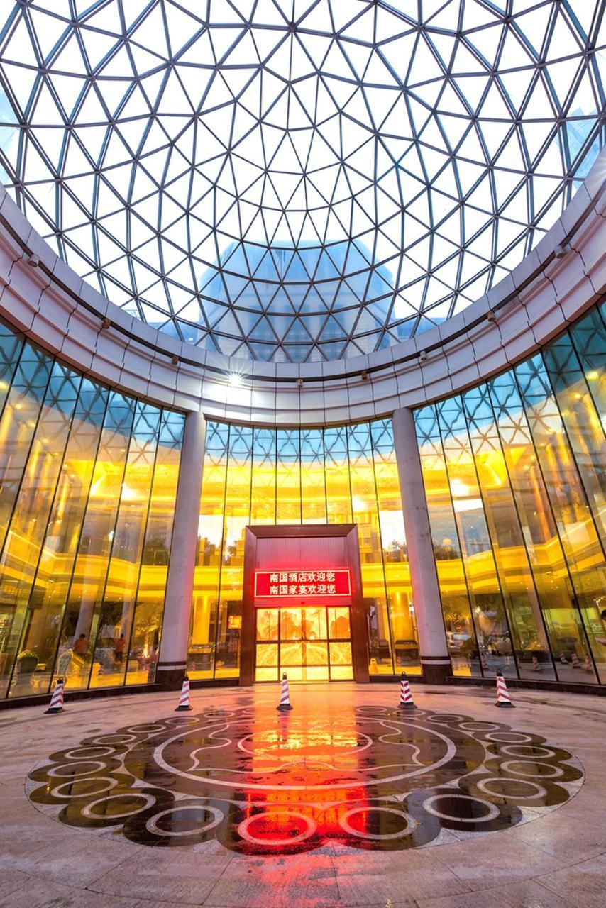 Guangzhou Nan Guo Hotel Экстерьер фото