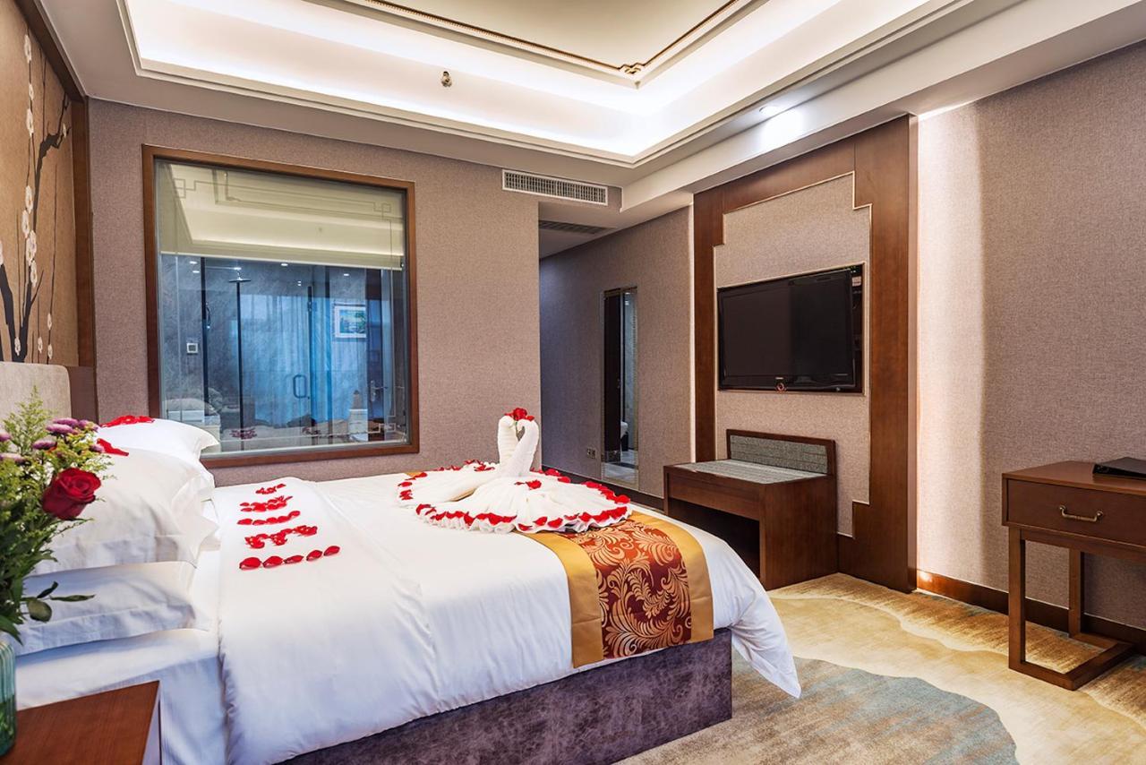 Guangzhou Nan Guo Hotel Экстерьер фото