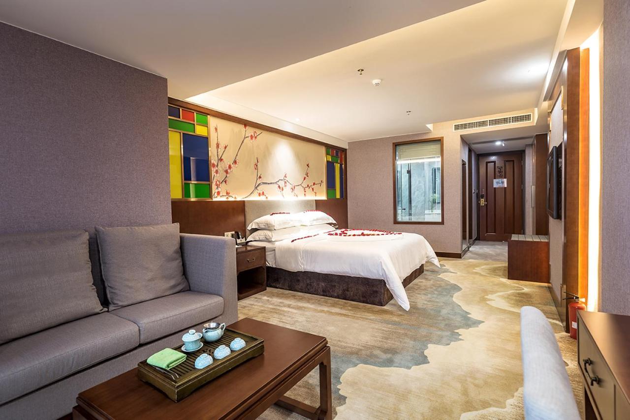 Guangzhou Nan Guo Hotel Экстерьер фото